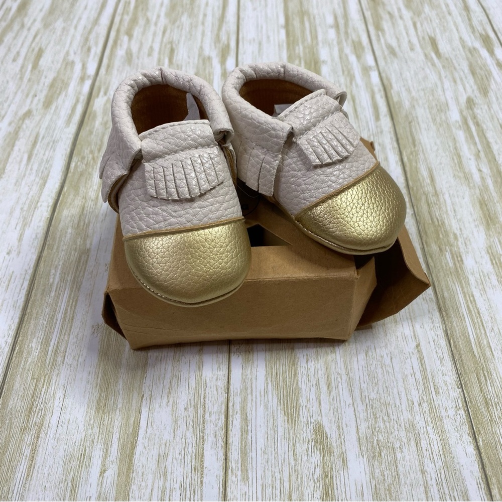 Sweet N Swag White & Gold Leather Fringe Baby Moccasins